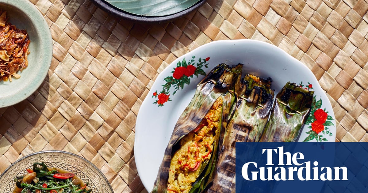 Back home to Bali: banana leaf snapper with sambal and coconut salad – recipe