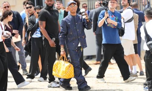 Pharrell Williams Hosts Jay-Z and Clipse at First Louis Vuitton Menswear  Show