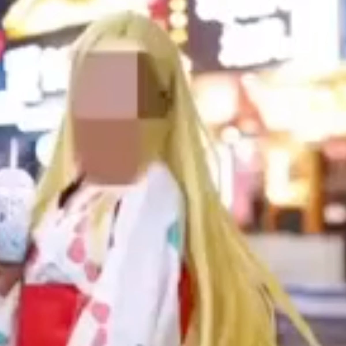 Chinese woman 'detained for wearing Japanese kimono' | China | The Guardian