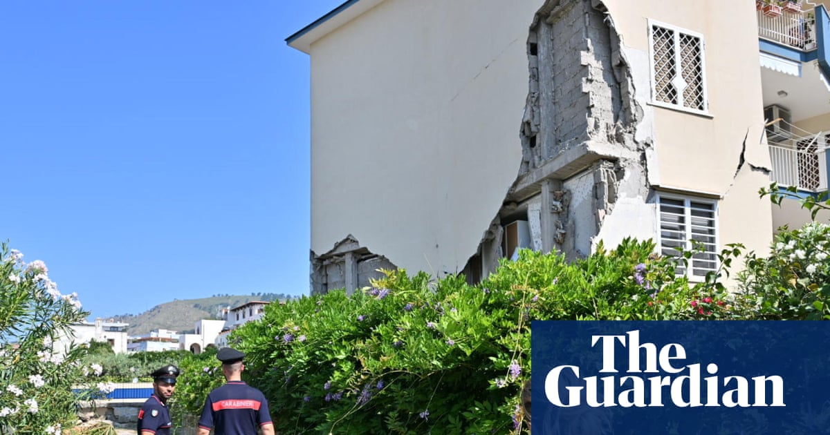 At least 21 injured as earthquake hits near Naples in seismic swarm