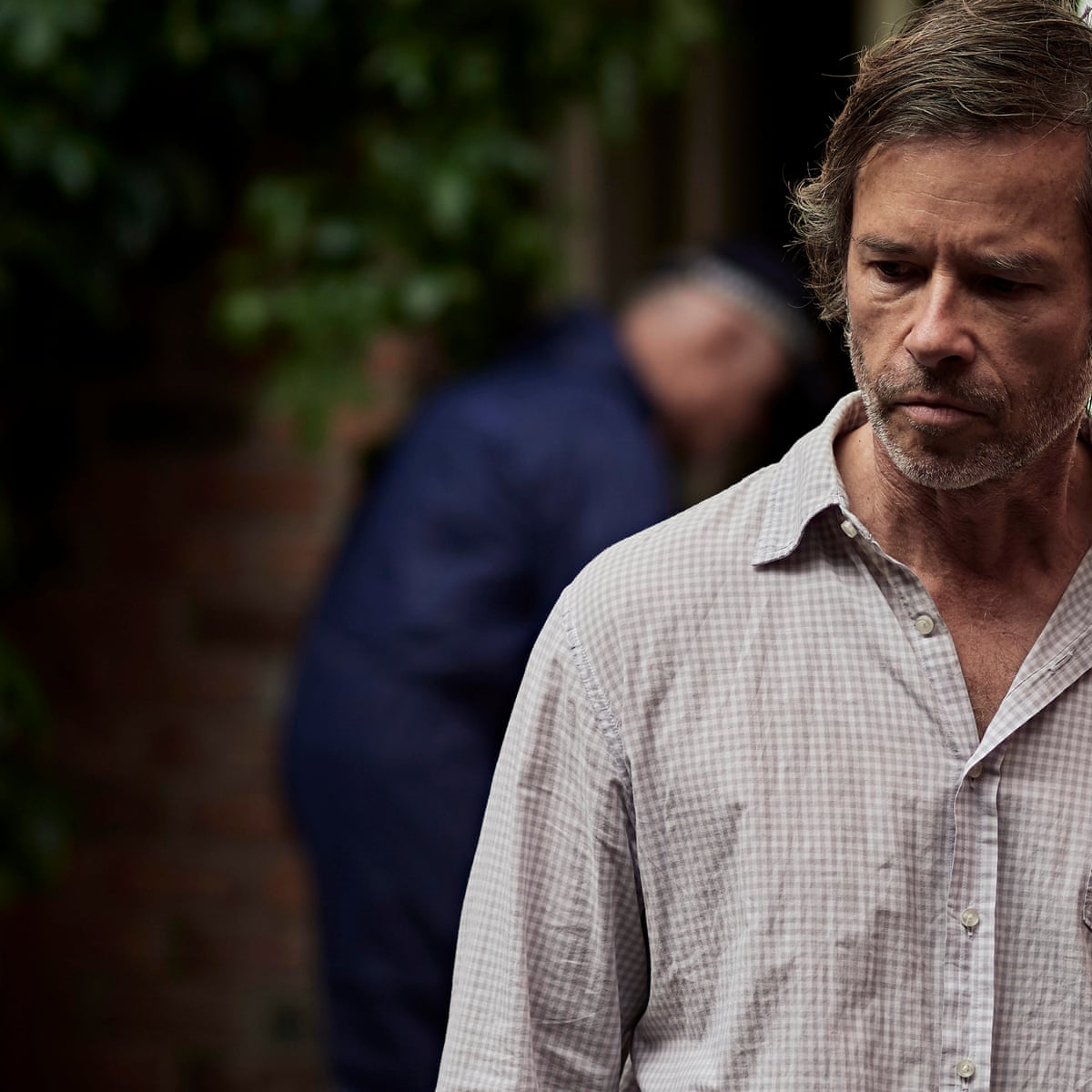 Jack Irish Season Two Review Cracker Cast Lights Up Classy Cloak And Dagger Stuff Television The Guardian