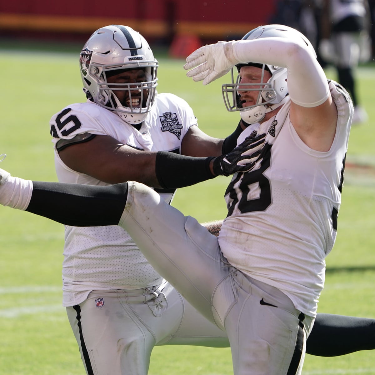Raiders Shock Chiefs As Smith Returns After 693 Days And 17 Surgeries Sport The Guardian