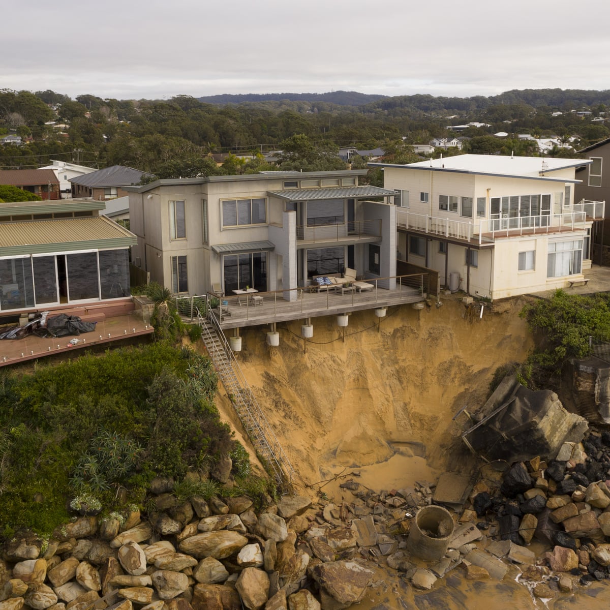 Nsw Central Coast Houses Partially Collapse After Beach Erosion Caused By Swells Australia News The Guardian