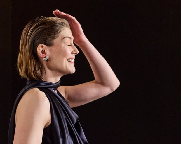 Rosamund Pike