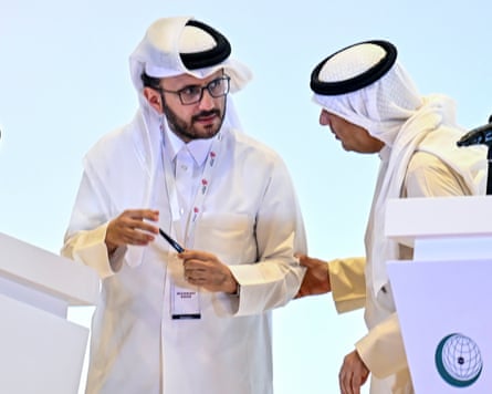 Qatar’s foreign ministry spokesperson, Majed al-Ansari, left, with the Gulf Cooperation Council secretary general, Jasem al-Budaiwi.