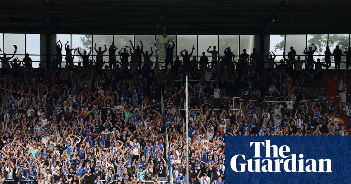Bochum ban fans from jumping in unison over sickness fears