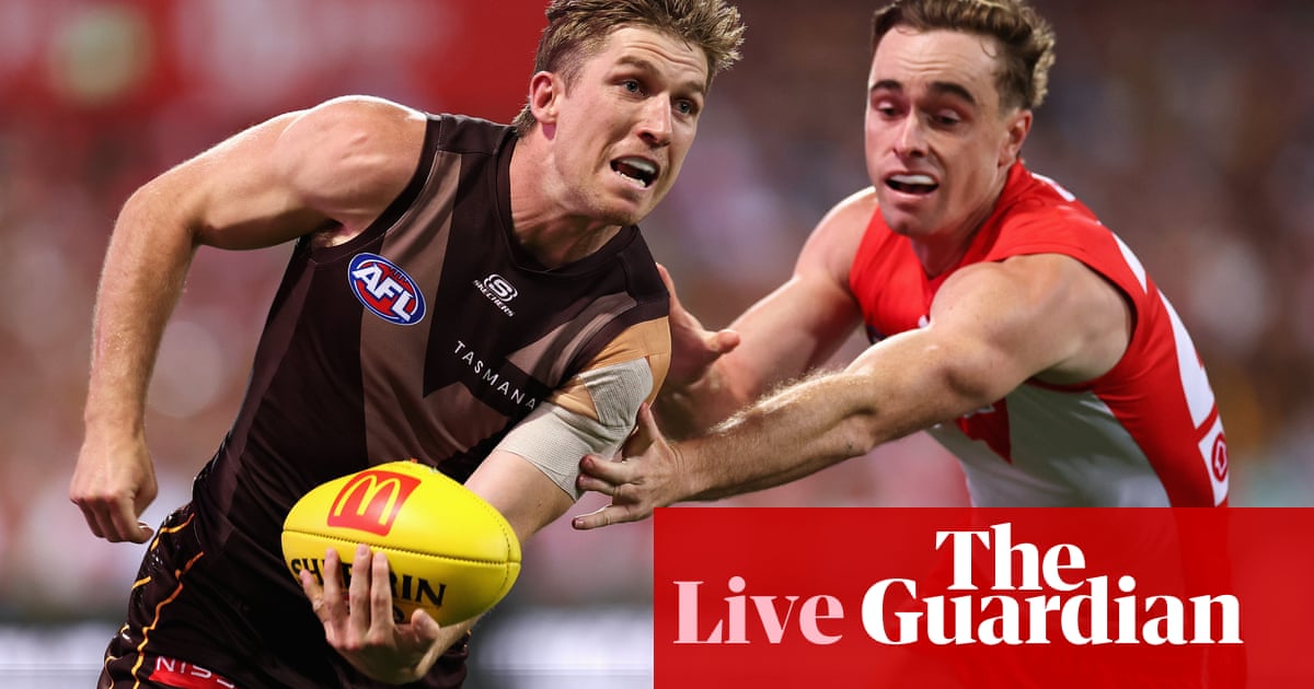 Sydney Swans v Hawthorn Hawks: AFL 2025 season opener – live Sydney Swans v Hawthorn Hawks: AFL 2025 season opener – live