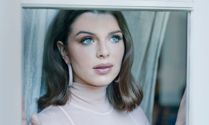 Uncut Gems Star Julia Fox I Was Nervous What If I Had No