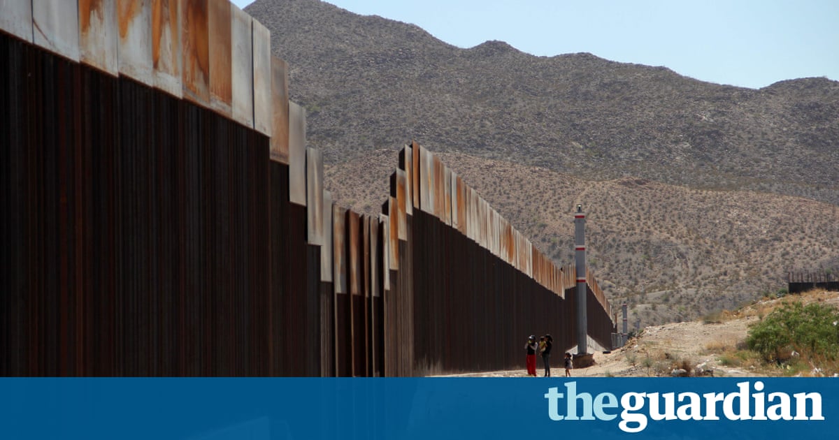Trump's pitch for making the Mexico border wall 'bea utiful Trump's pitch for making the Mexico border wall 'beautiful