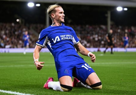 Mykhaylo Mudryk celebrates scoring against Fulham.