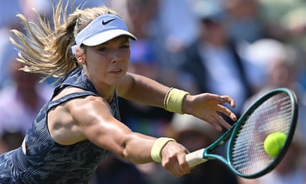 Katie Boulter moved into the quarter-finals by beating Jelena Ostapenko in straight sets.