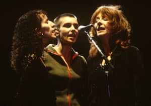 O’Connor with two other singers