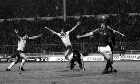 Paul Mariner on his knees, having just scored for England against Hungary in a World Cup qualifier on 18 November 1981