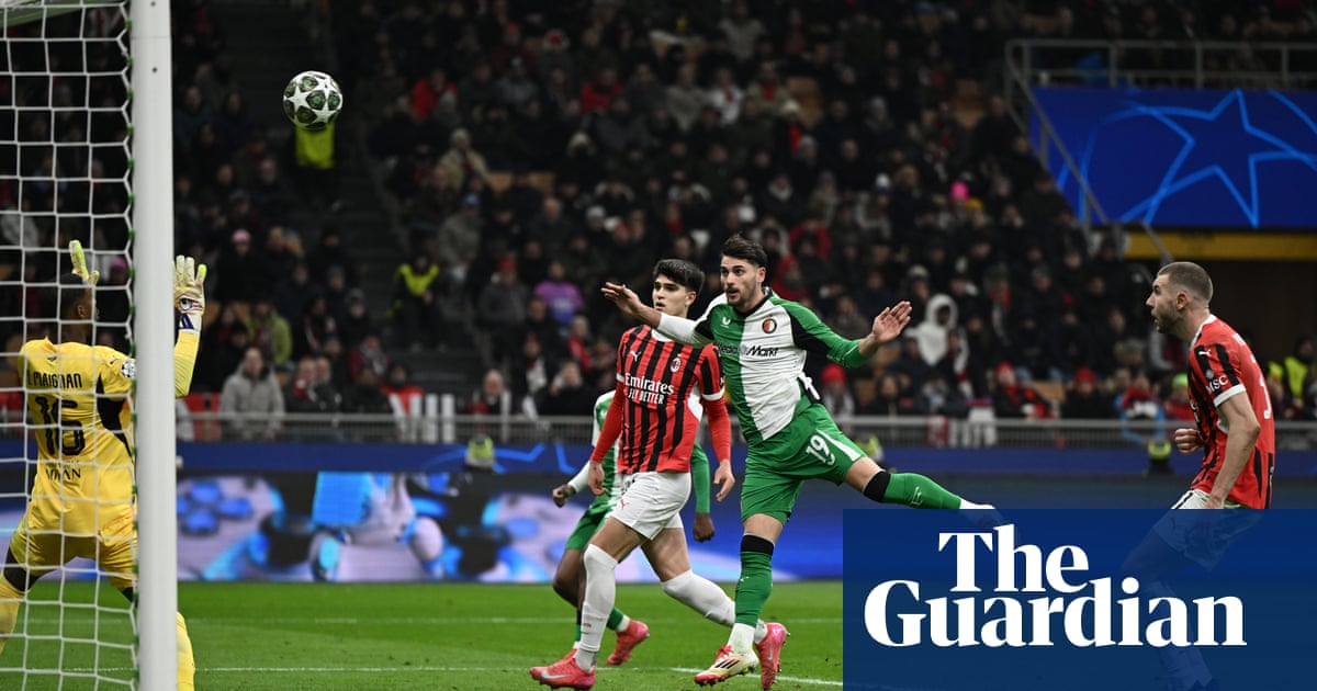 Feyenoord Eliminates 10-Man AC Milan, Advances to Champions League Last 16