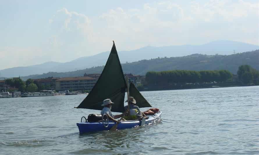 Our contributor aboard his adapted canoe in France.