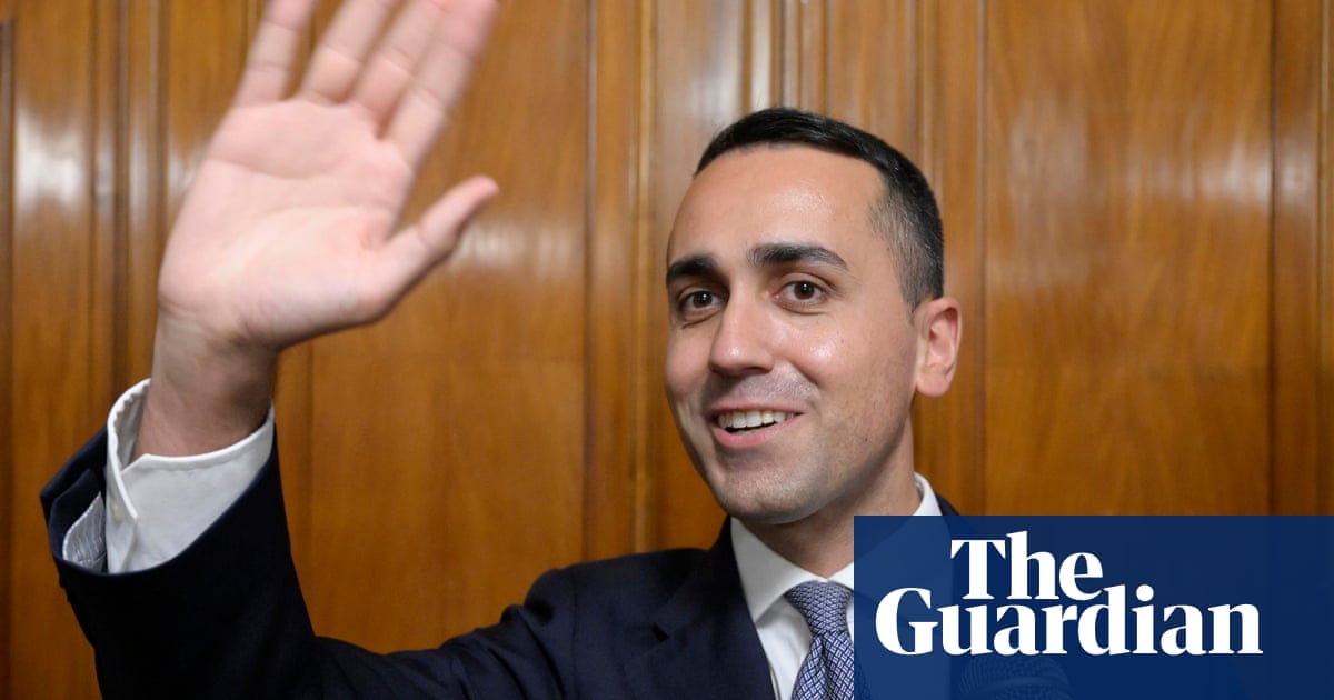 イタリア: foreign minister leaves 5-Star to form new group backing PM