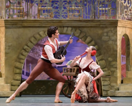 Igor Tsvirko (Basilio) and Margarita Shrainer (Kitri).