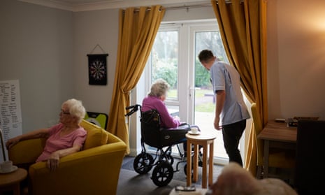 Brendoncare Knightwood Care Home. Eastleigh, Southampton. Photograph by David Levene 21/1/22