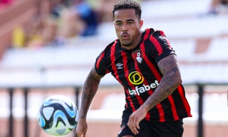 Justin Kluivert in preseason action for Bournemouth.