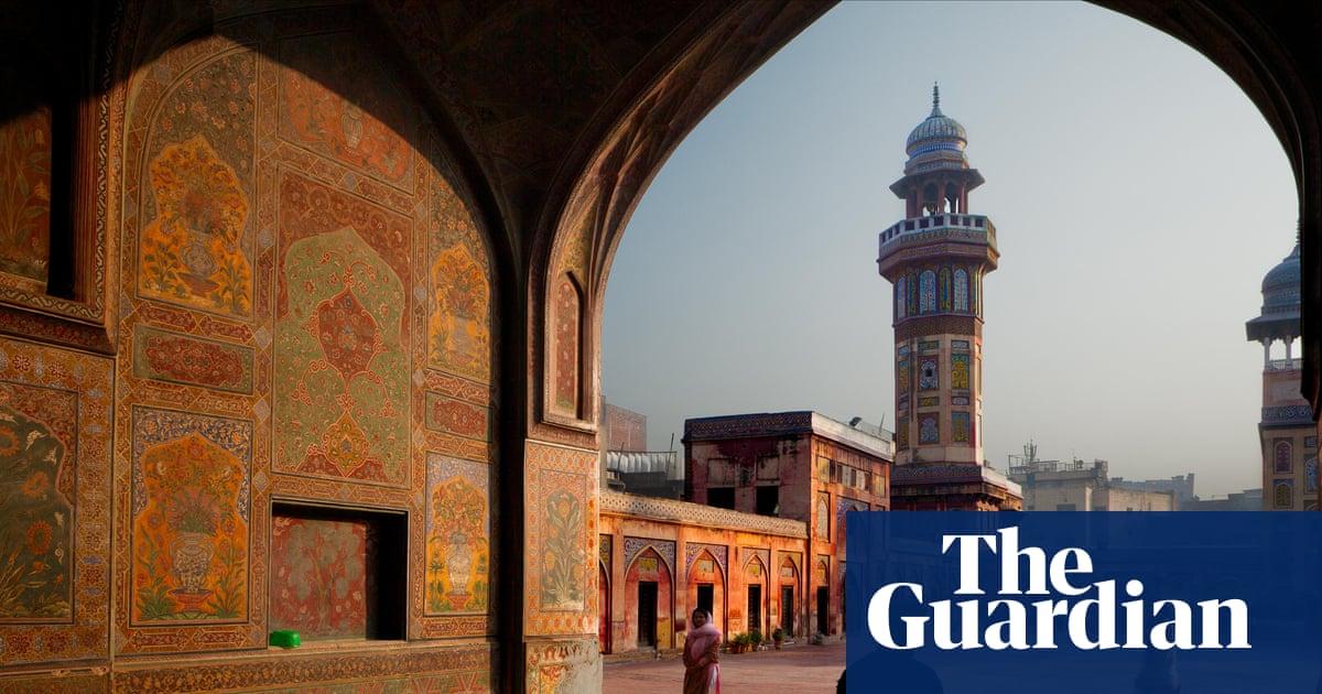 Rebel English Academy by Mohammed Hanif review – a sure-fire Booker contender