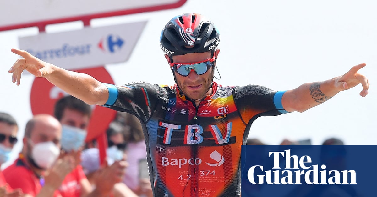 Damiano Caruso shines in mountains as Primoz Roglic extends Vuelta lead