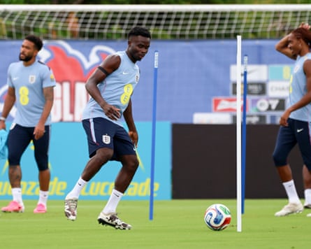 Bukayo Saka during a training session