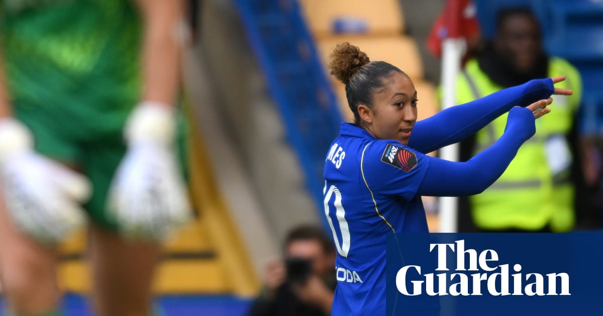 James and Carpenter lead Chelsea surge as sorry Spurs hit for six in WSL again