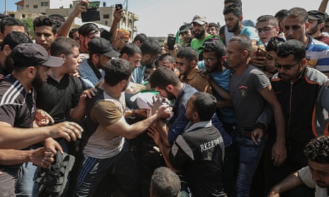 Palestinians at funeral