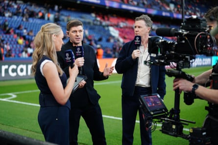 Laura Woods, Steven Gerrard and Steve McManaman speak before Liverpool’s match at PSG