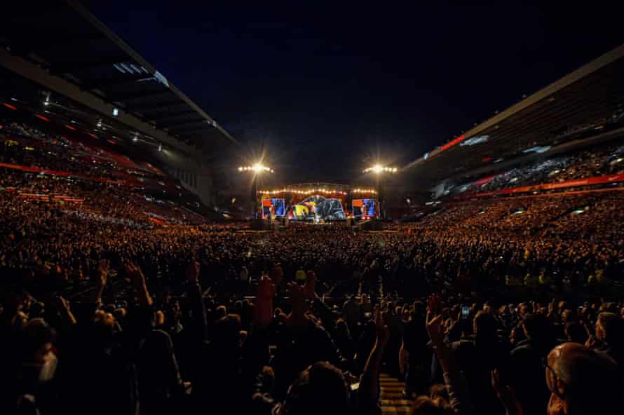 Welche Fußballer Wurden Auf Geldscheinen Oder Münzen Gefeiert? | Fußball 1 Die Rolling Stones In Anfield Im Juni.