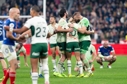 South Africa celebrate after the Autumn Nations Series win against France.