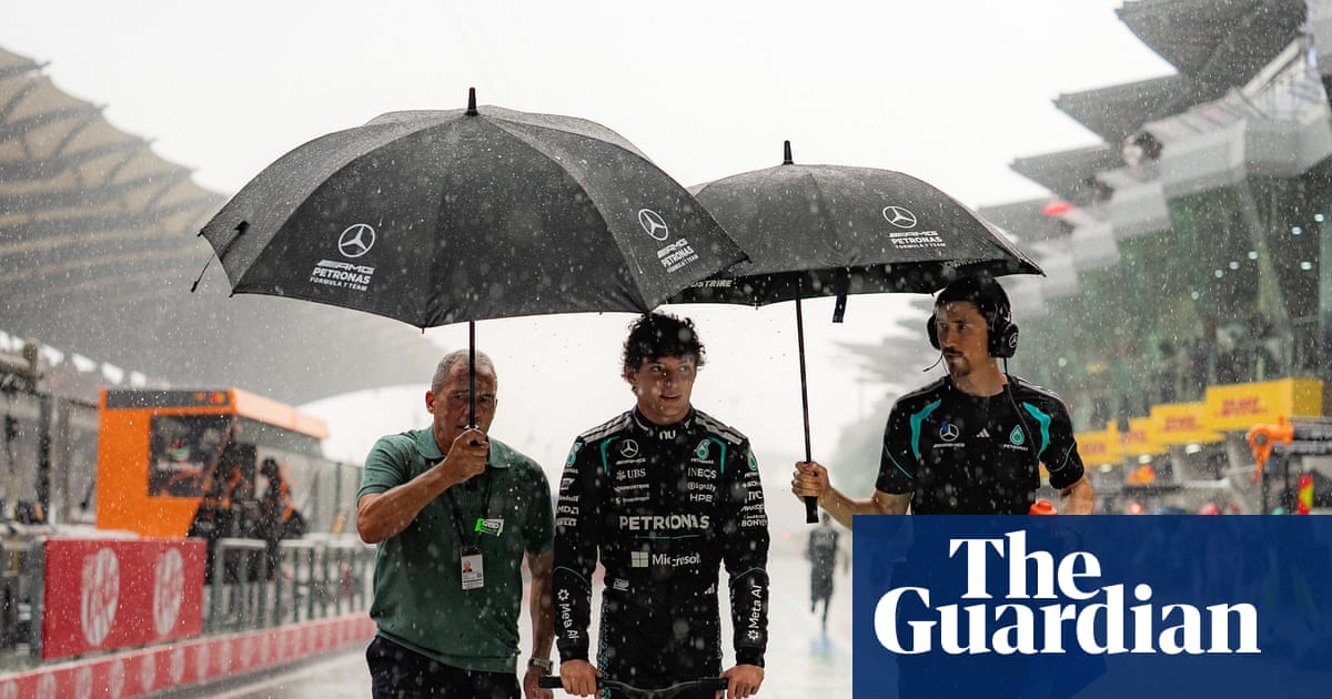 ‘Insane’: F1 drivers unite over engine regulations after chaotic Bahrain GP