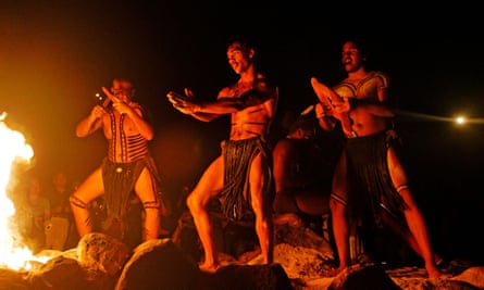 Aborogines performing at the Tjapukai Aboriginal Cultural Park, Cairns, Queensland, Australia<br>BEDGPX Aborogines performing at the Tjapukai Aboriginal Cultural Park, Cairns, Queensland, Australia