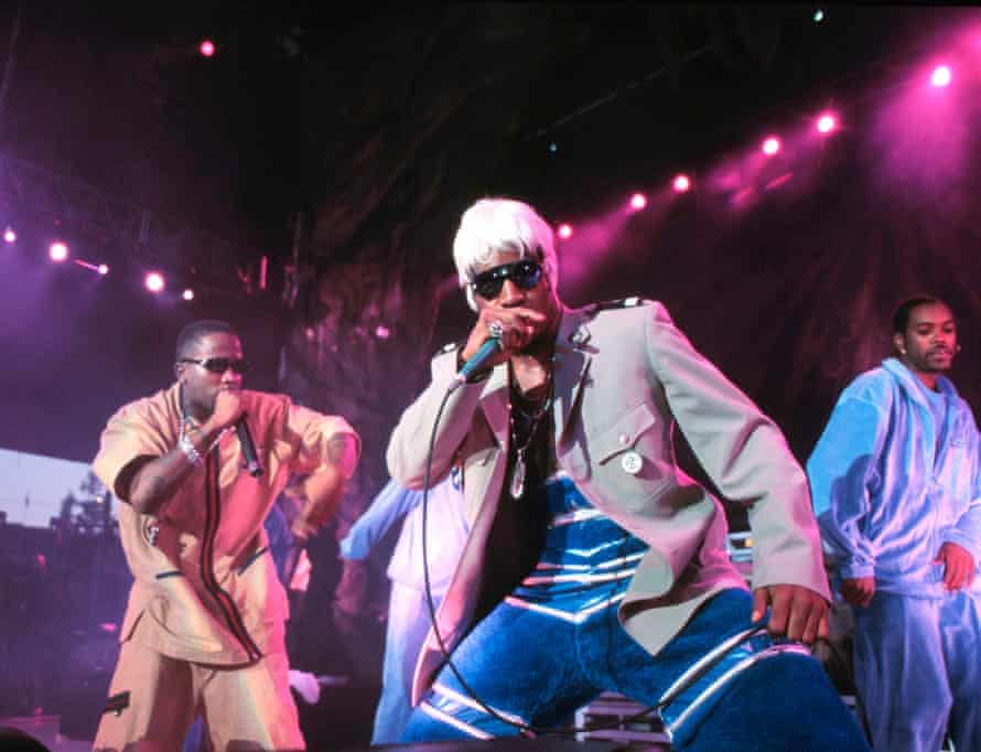 Big Boi (left) and Andre 3000 in 2001.