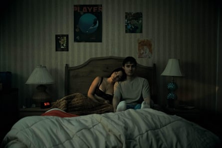 Inde Navarrette and Michael Johnston in Obsession