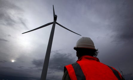 About 97% of land under onshore windfarms is either grazed or cropped, says Farm Renewables Consulting.