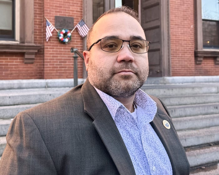 Massachusetts lieutenant governor candidate ends campaign after arrest