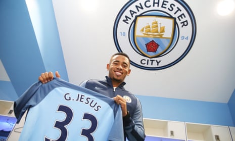 Gabriel Jesus Chiến Binh Trên Hàng Công - Hành Trình Khám Phá Tài Năng Của Một Ngôi Sao Gabriel Jesus Chiến Binh Trên Hàng Công – Hành Trình Khám Phá Tài Năng Của Một Ngôi Sao