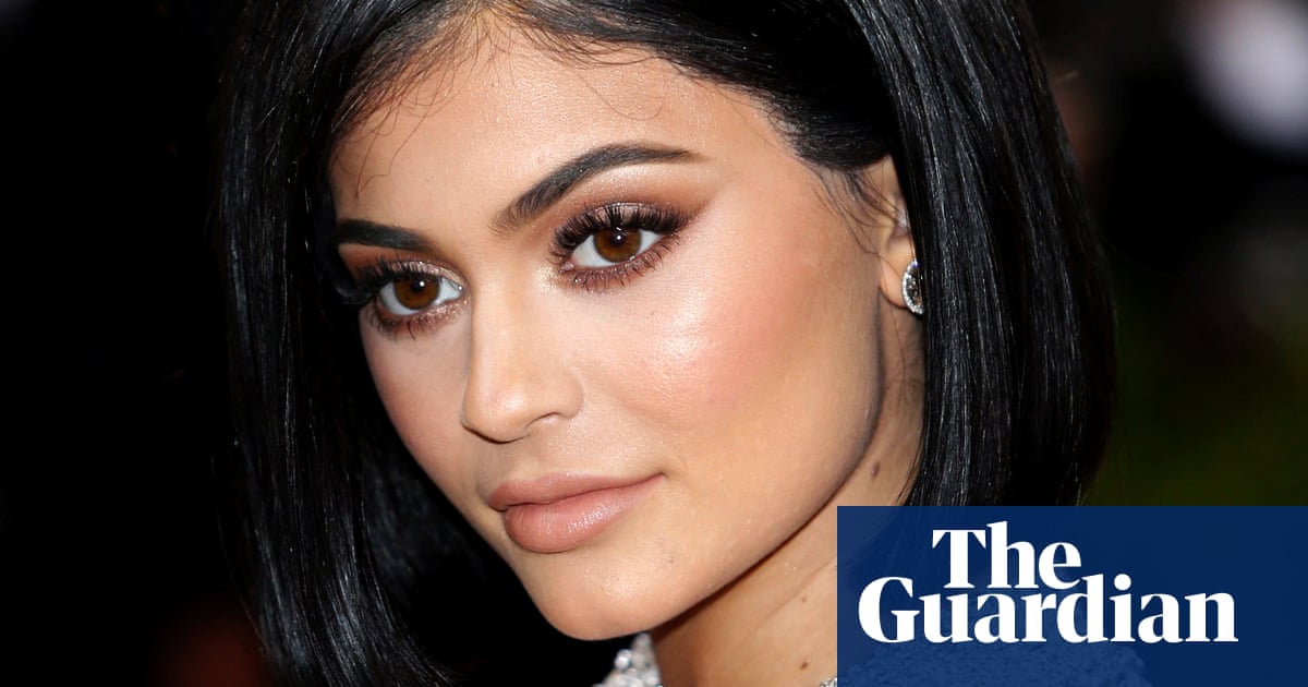 Kylie Jenners Makeup Makes Her The Worlds Youngest Billionaire