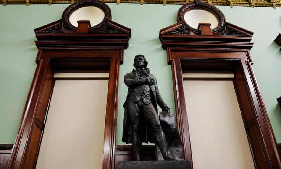 New York city hall removes Thomas Jefferson statue