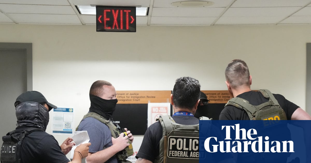 ICE Detention Shift: Non-Criminal Immigrants Now Largest Group Under Second Trump Administration