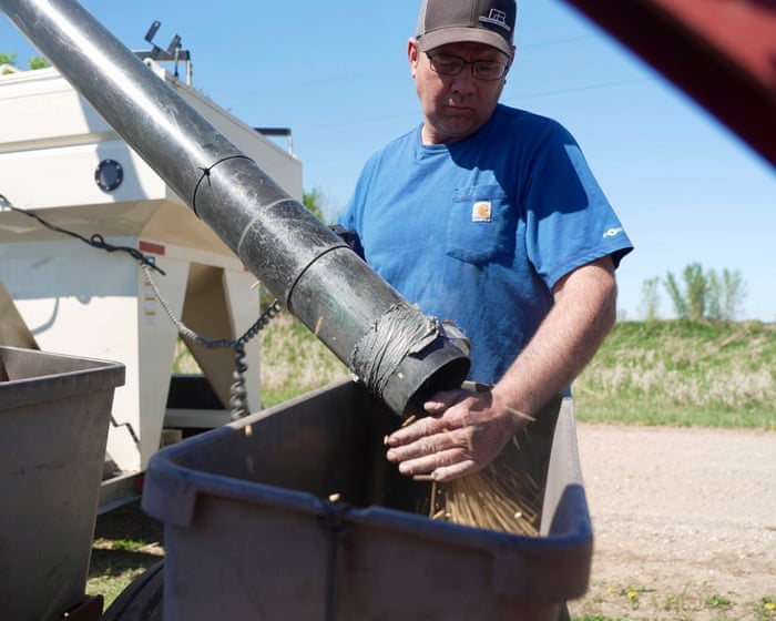 US farmers caught in Trump-China trade war – who’ll buy the soybeans?
