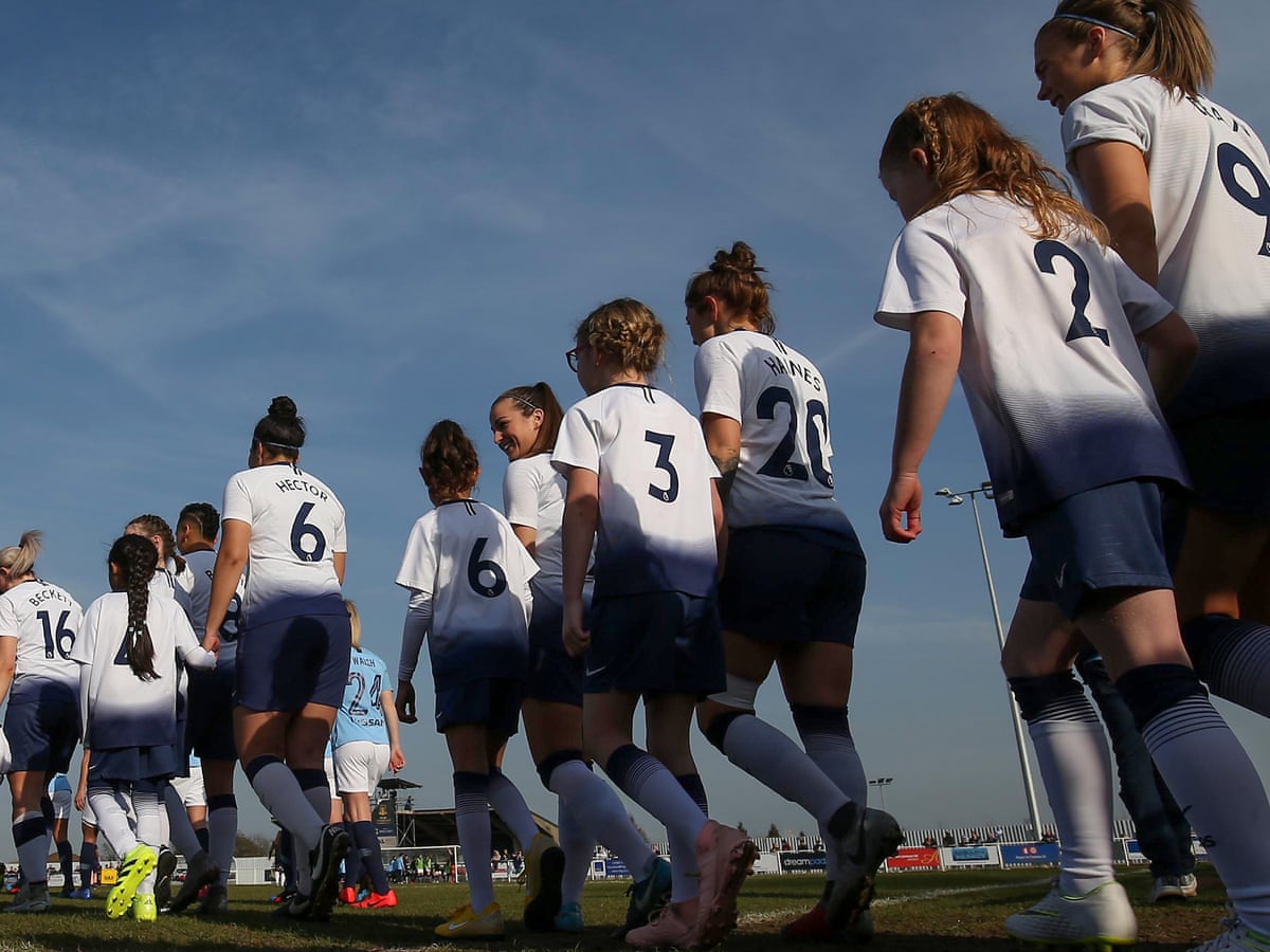 As Women S Football Skyrockets Spurs Miss A Trick At Stadium Test Event Suzanne Wrack Football The Guardian