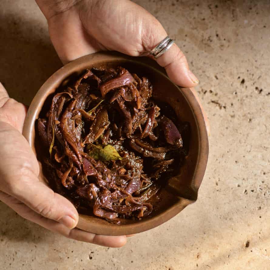 Caramelised onion galore: seeni sambol.