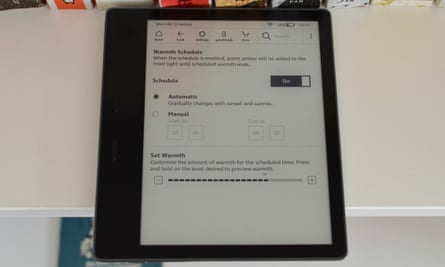 Amazon Kindle Oasis 2019 Review The Most Paper Like Reader Yet