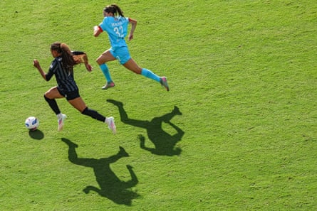 Trinity Rodman (left) takes on Taylor Malham during Washington Spirit’s 1-1 draw with Chicago Stars last season
