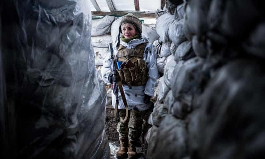 A Ukrainian soldier outside Zolote