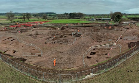 A 10-metre-wide Roman road was uncovered during the excavation of a wealthy trading settlement, known as Blackgrounds, in Northamptonshire.