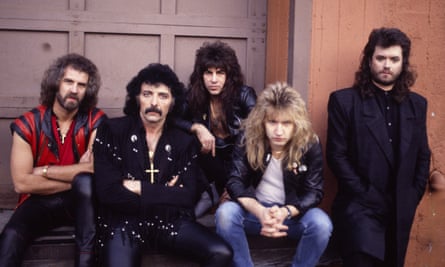 Geoff Nicholls, Tony Iommi, Dave Spitz, Eric Singer and Glenn Hughes in 1985.