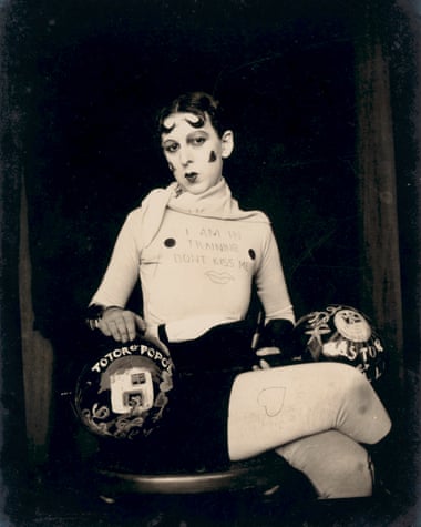 Gillian Wearing and Claude Cahun: Behind the mask, another mask.